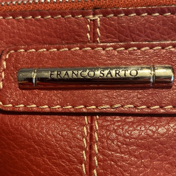 Franco Sarto Red leather crossbody in great pre-owned condition. - Picture 2 of 14